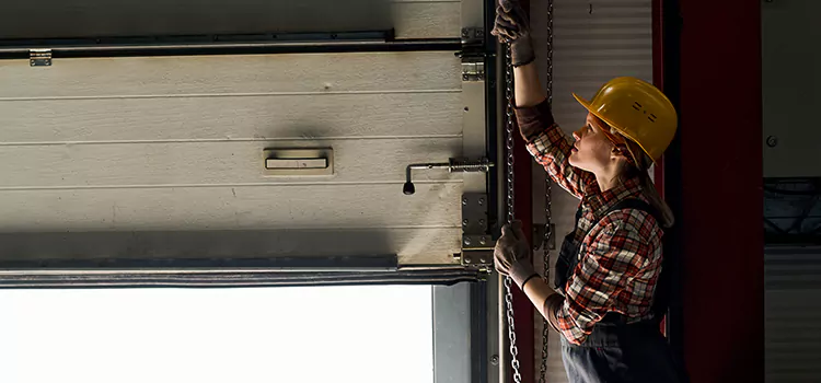 Addressing Common Garage Door Stoppage Issues in Orange, TX